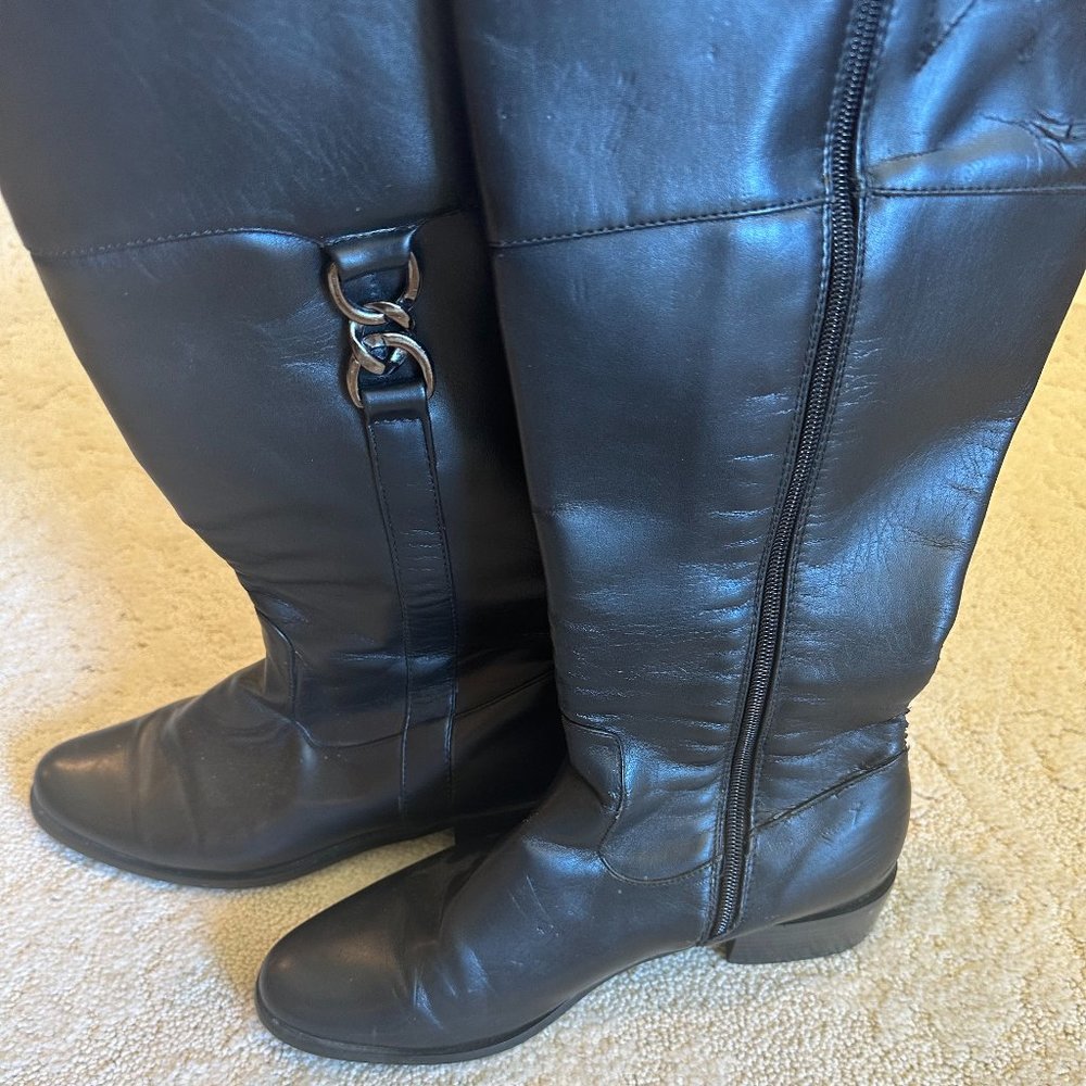 tall black boots